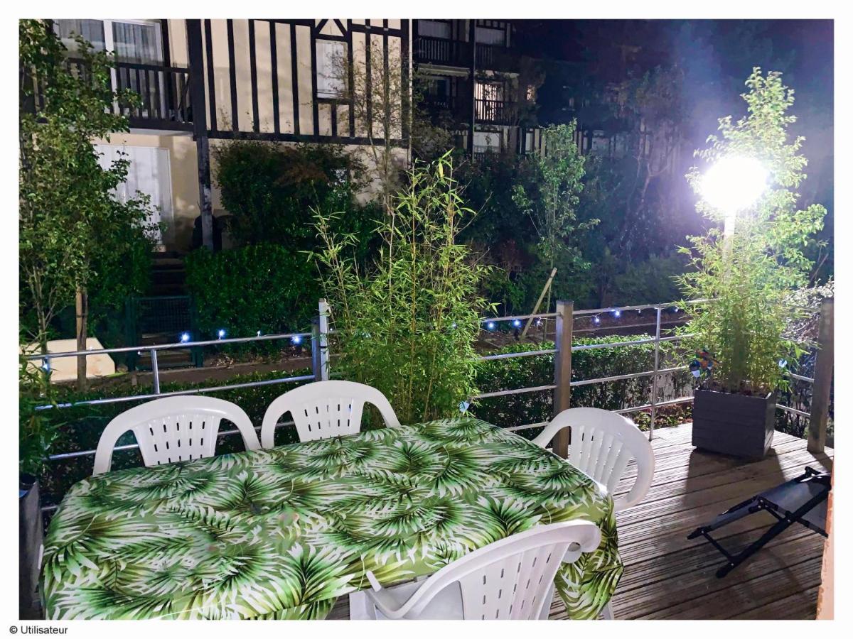Cabourg, Appartement Plain Pied Avec Terrasse Acces Direct A La Plage 외부 사진